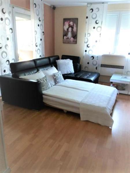 Apartman Lucica 자다르 외부 사진