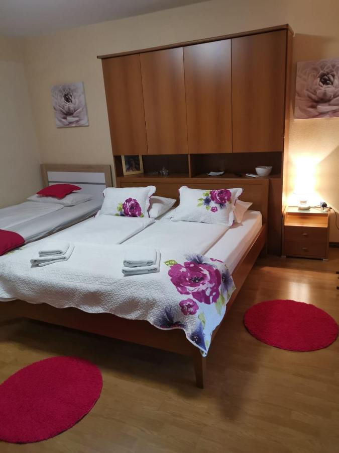Apartman Lucica 자다르 외부 사진